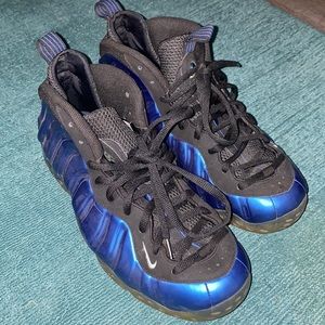 Men’s Nike sneakers